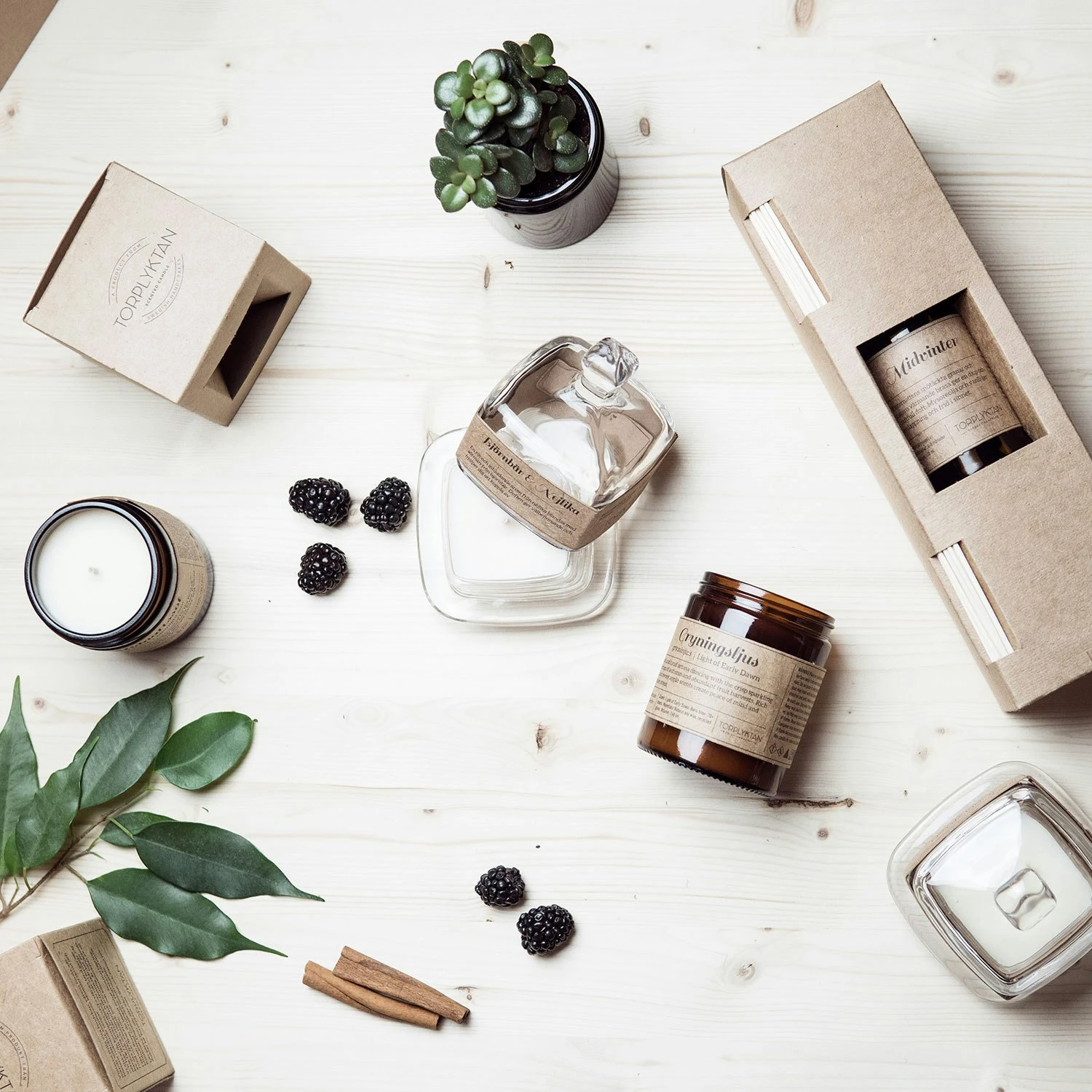 SommarfÀgring Scented Candle - Image 6